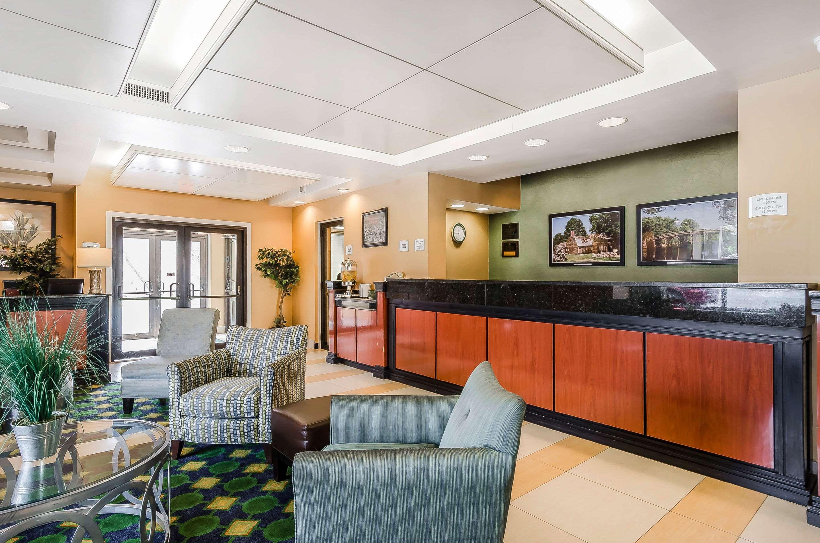 Quality Inn & Suites Lexington Exterior foto