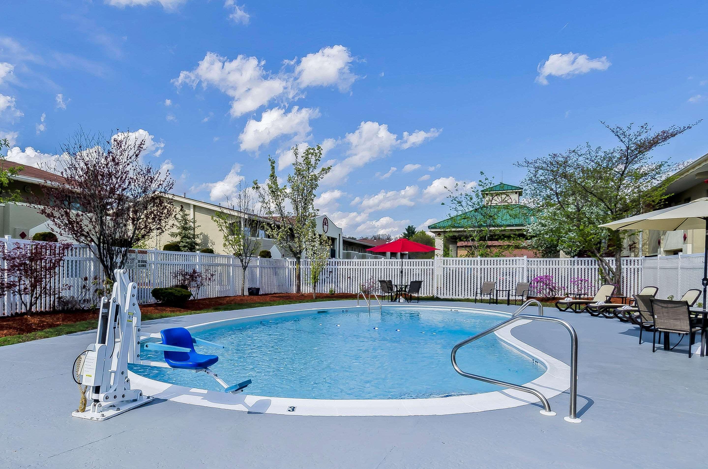 Quality Inn & Suites Lexington Exterior foto